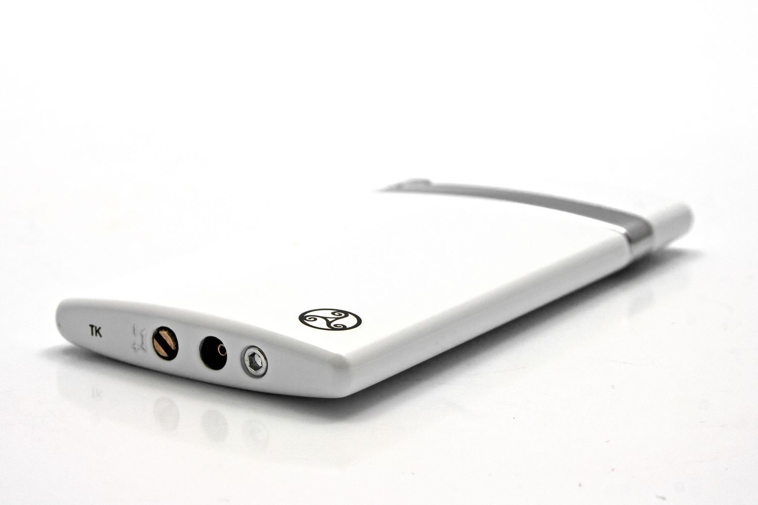 2_alfi-wt2_1920x1920