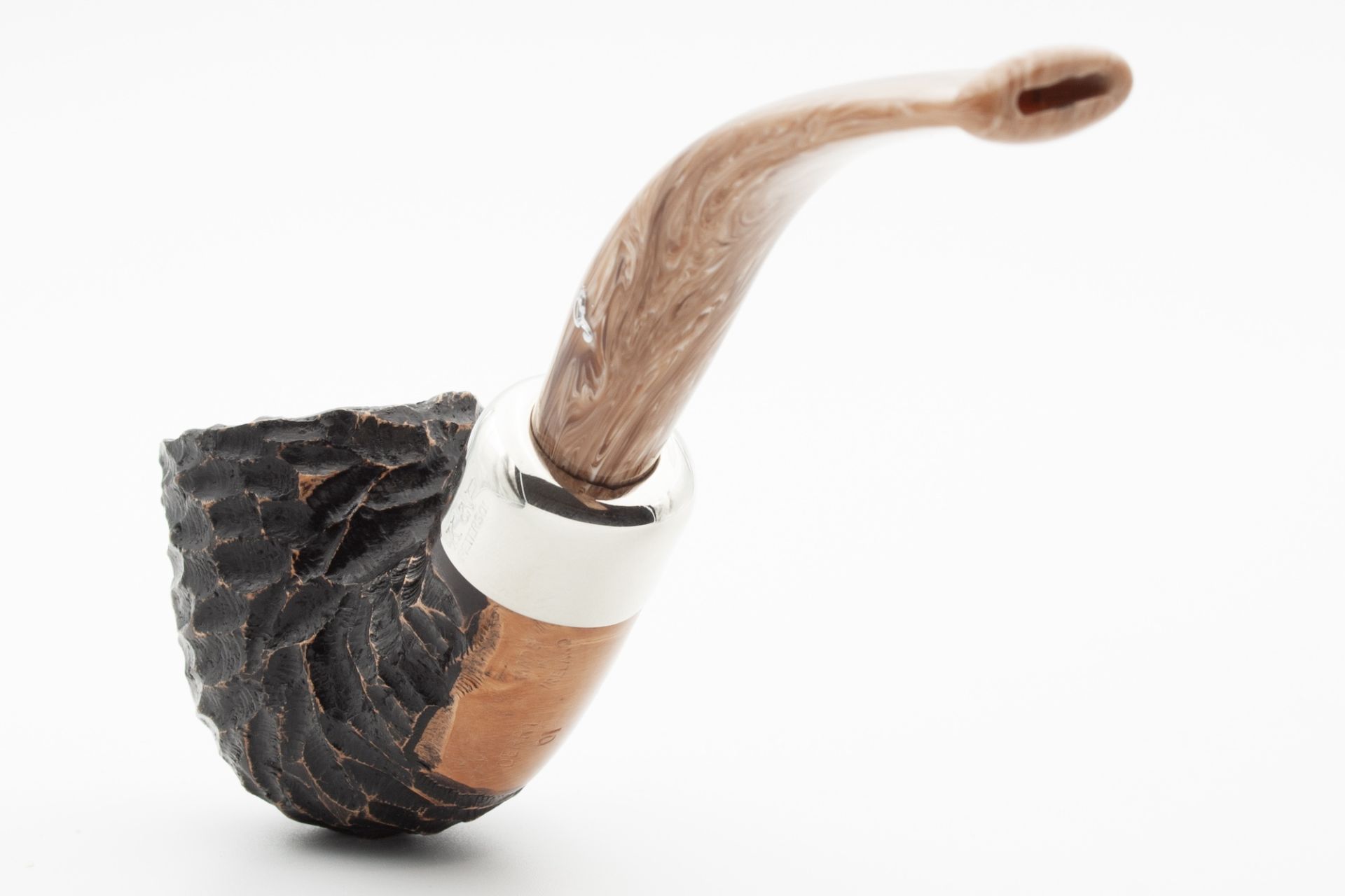 Derry-01-4_1920x1920