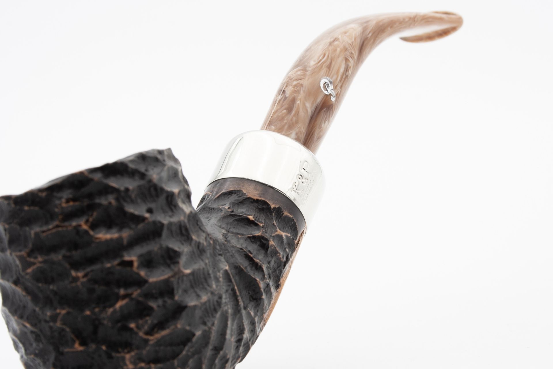 Derry-01-6_1920x1920