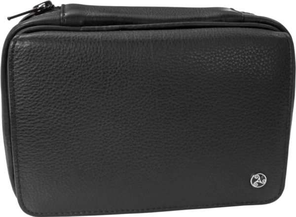 Rattray's Black Knight Pipe Bag 2